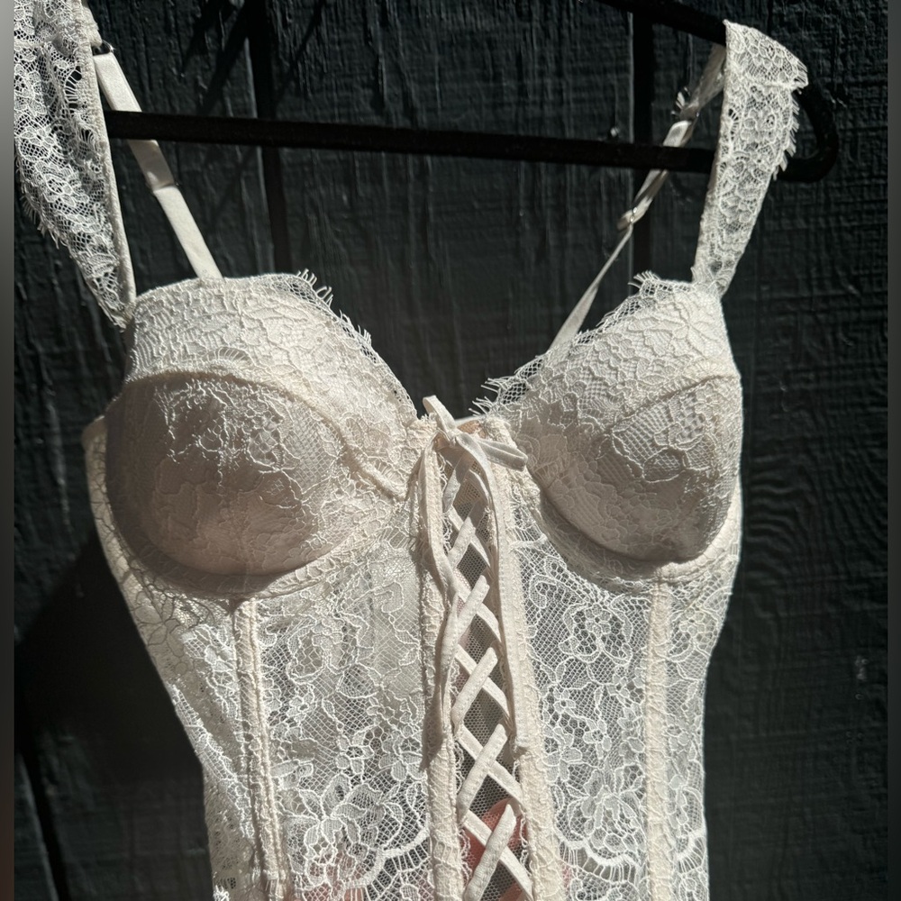 Victoria’s Secret lace up corset